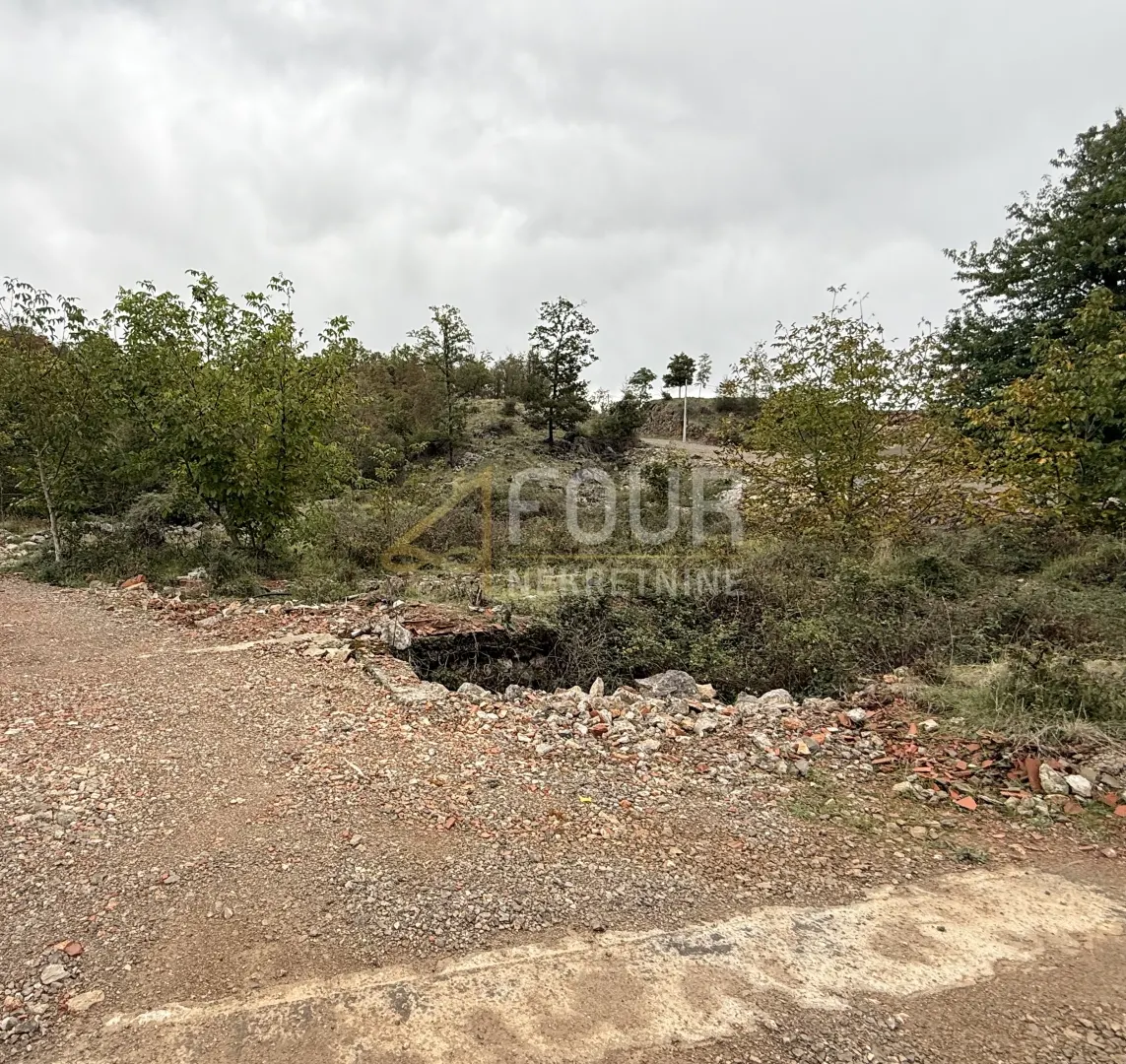 Zemljište - Klana, 750m2