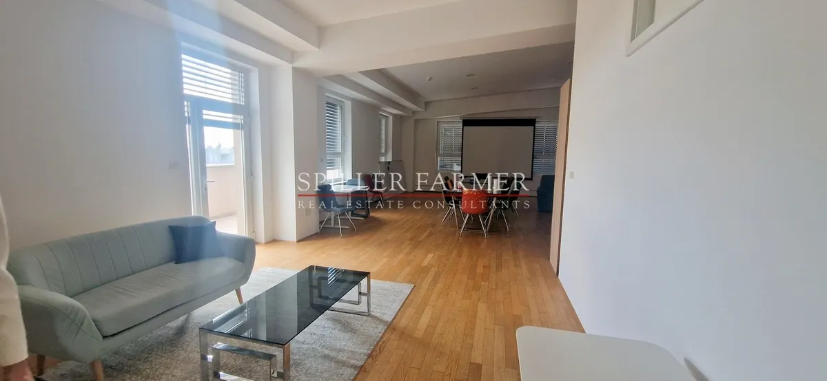 Poslovni Prostor - Kamenarka, Zagreb, 167.42m2