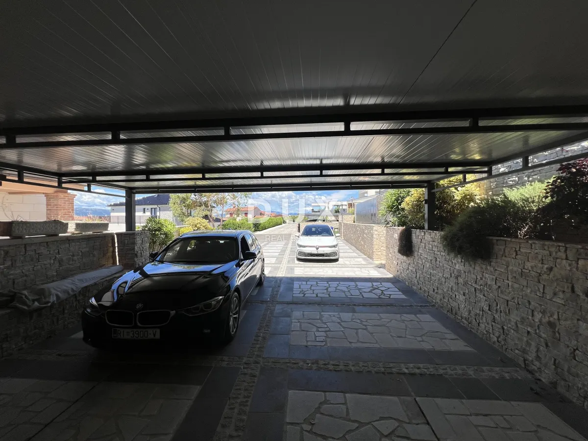 Kuća - Krk, 370m2