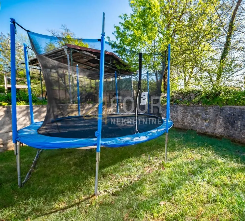 Kuća - Kastav, 282m2