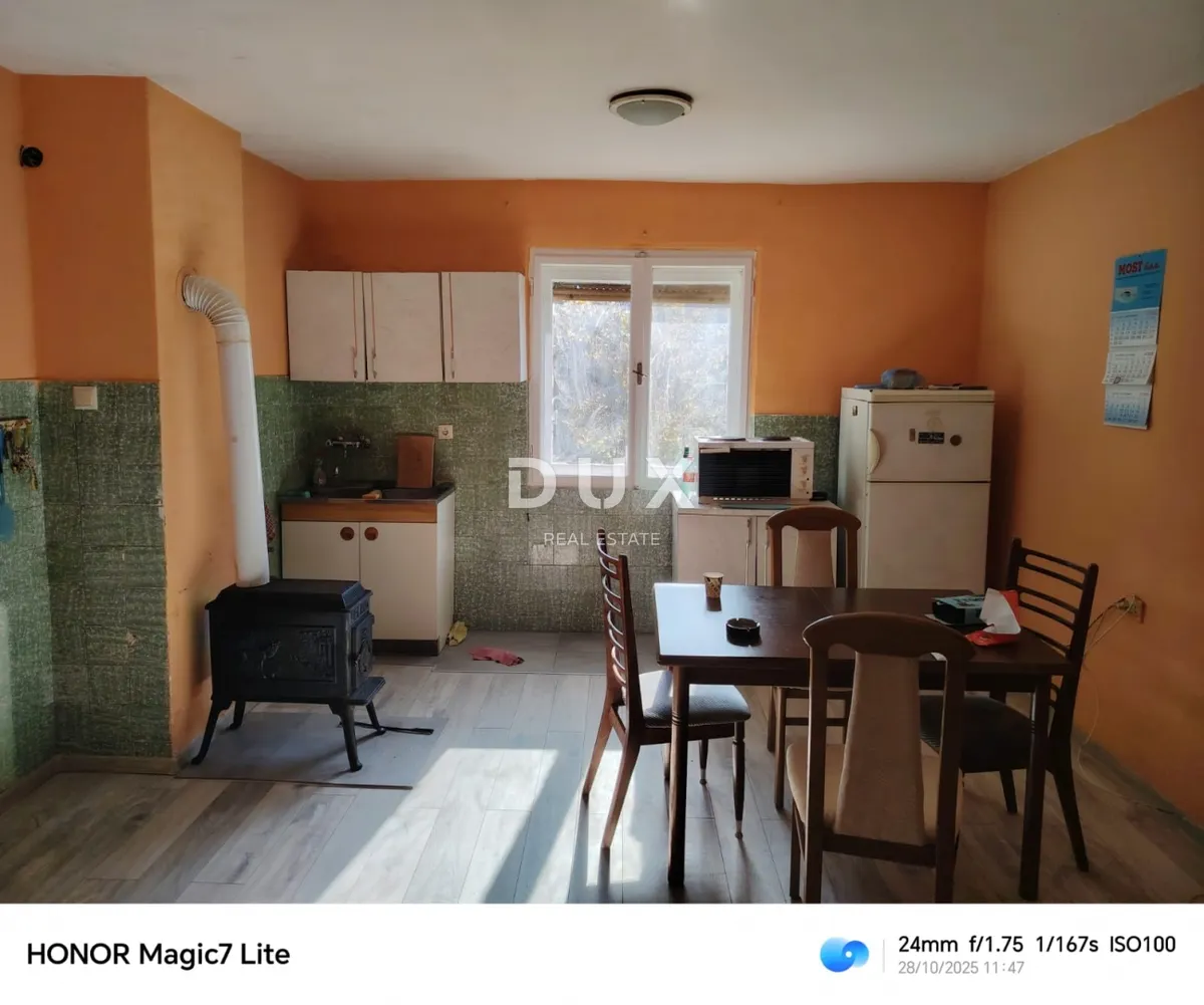 Kuća - Otočac, 82m2