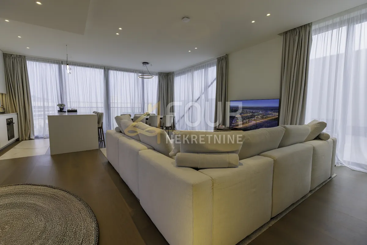 Kuća - Umag, 328m2