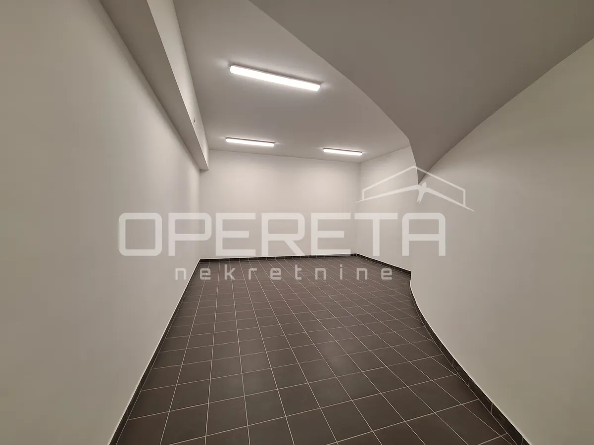 Poslovni Prostor - Charlesa Darwina, Pešćenica, Zagreb, 45m2