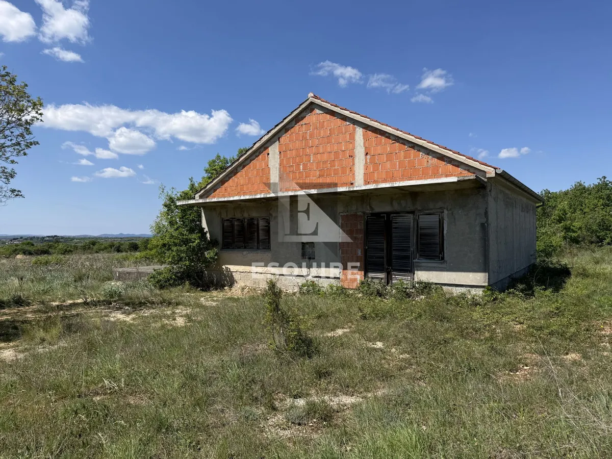 House - Zemunik Donji, 133m2