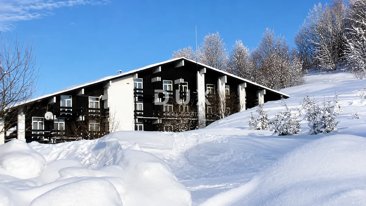 Poslovni Prostor - Mrkopalj, 2218m2