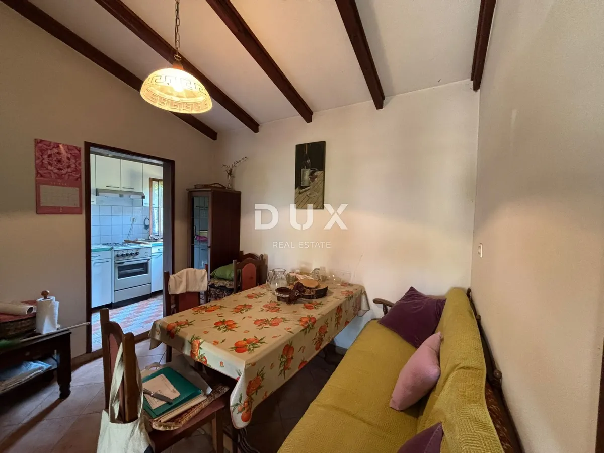 Kuća - Pula, 75.69m2