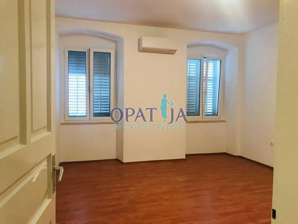 Poslovni Prostor - Rijeka, 55m2