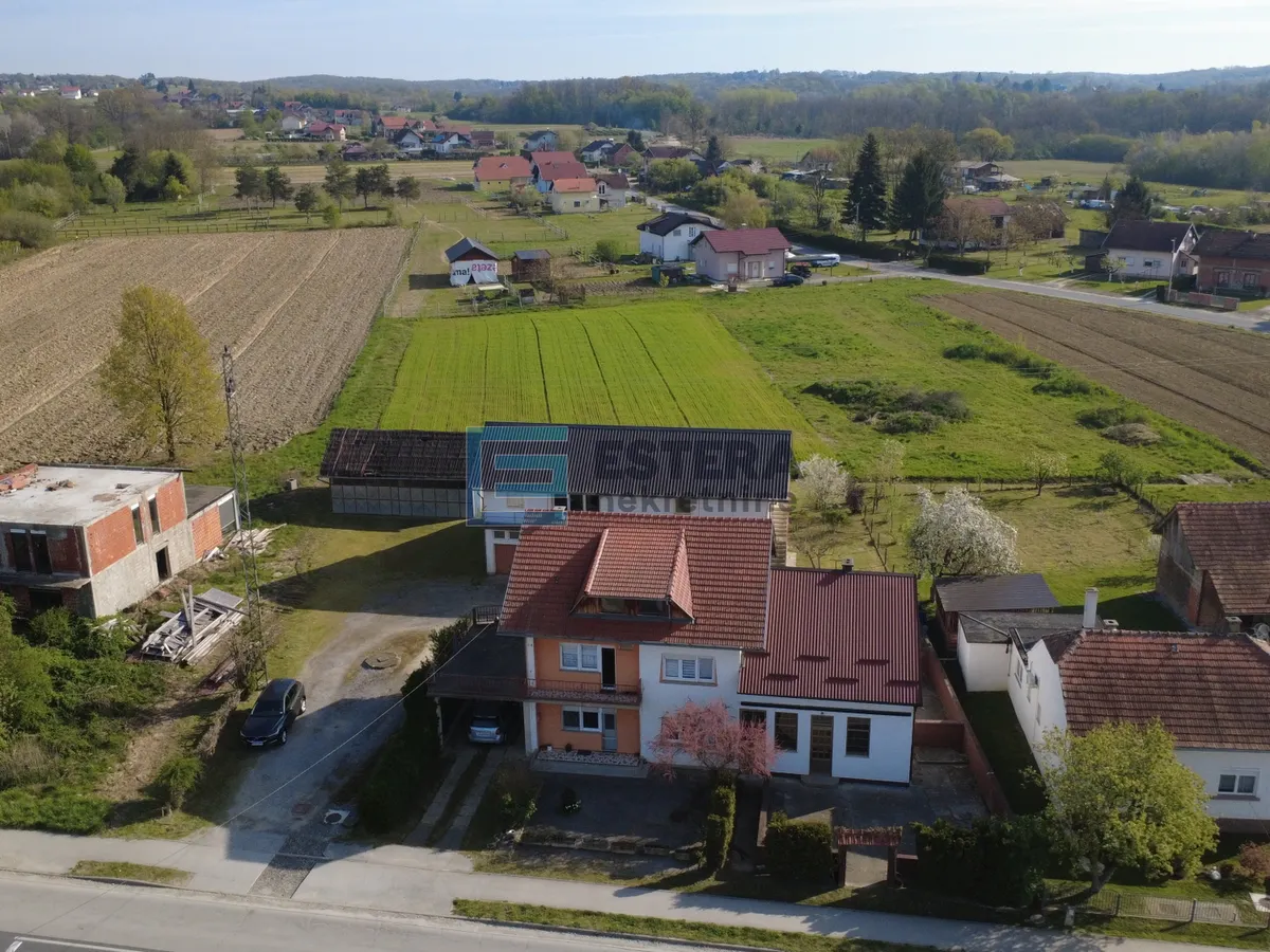 Kuća - Ivanić Grad, 600m2