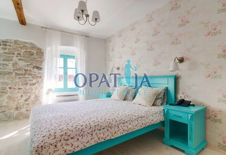 Poslovni Prostor - Fažana, 234m2
