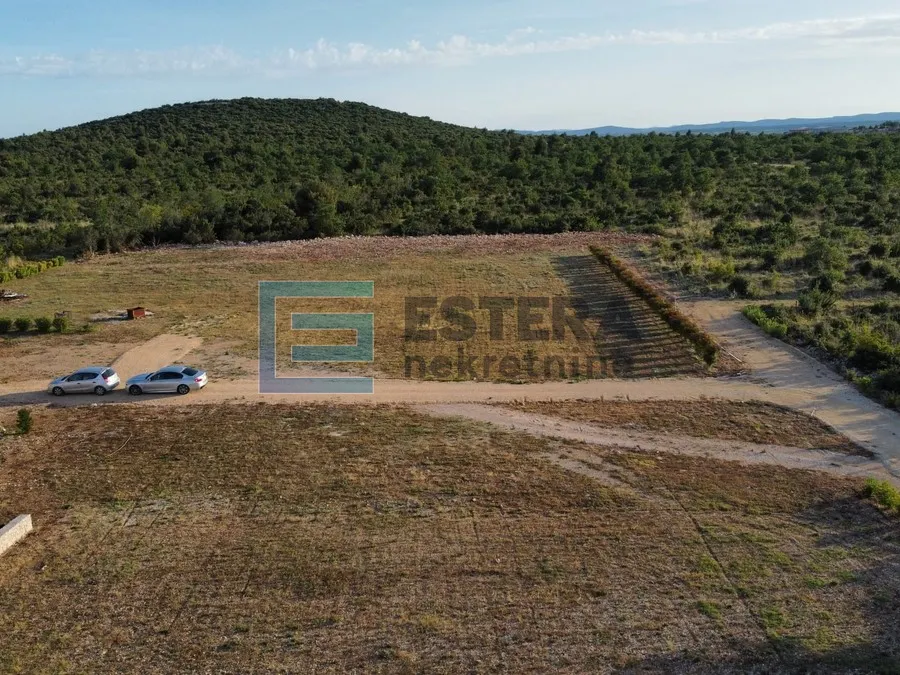 Zemljište - Donja Jagodnja, 700m2