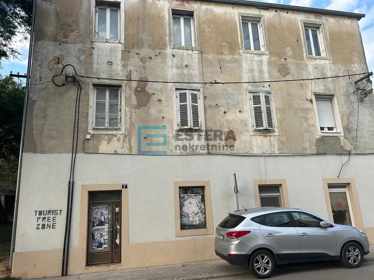Poslovni Prostor - Benkovac, 83m2
