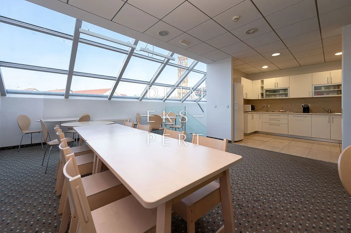 Ured - Novi Zagreb - Istok, 290m2