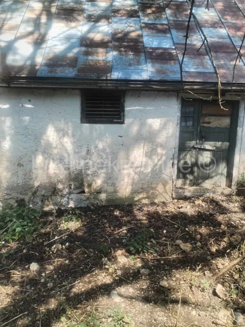 Kuća - Udbina, 200m2