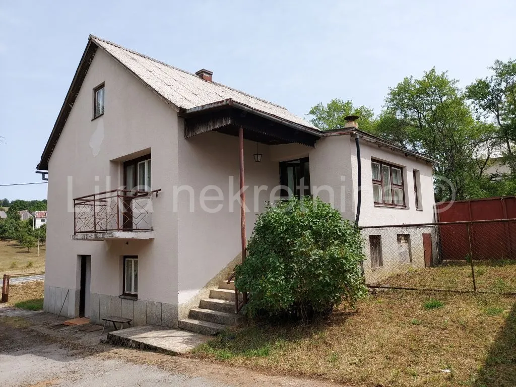 House - Vrhovine, 300m2