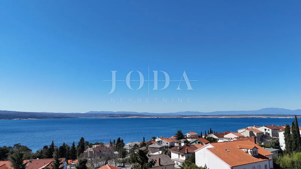 House - Crikvenica, 600m2