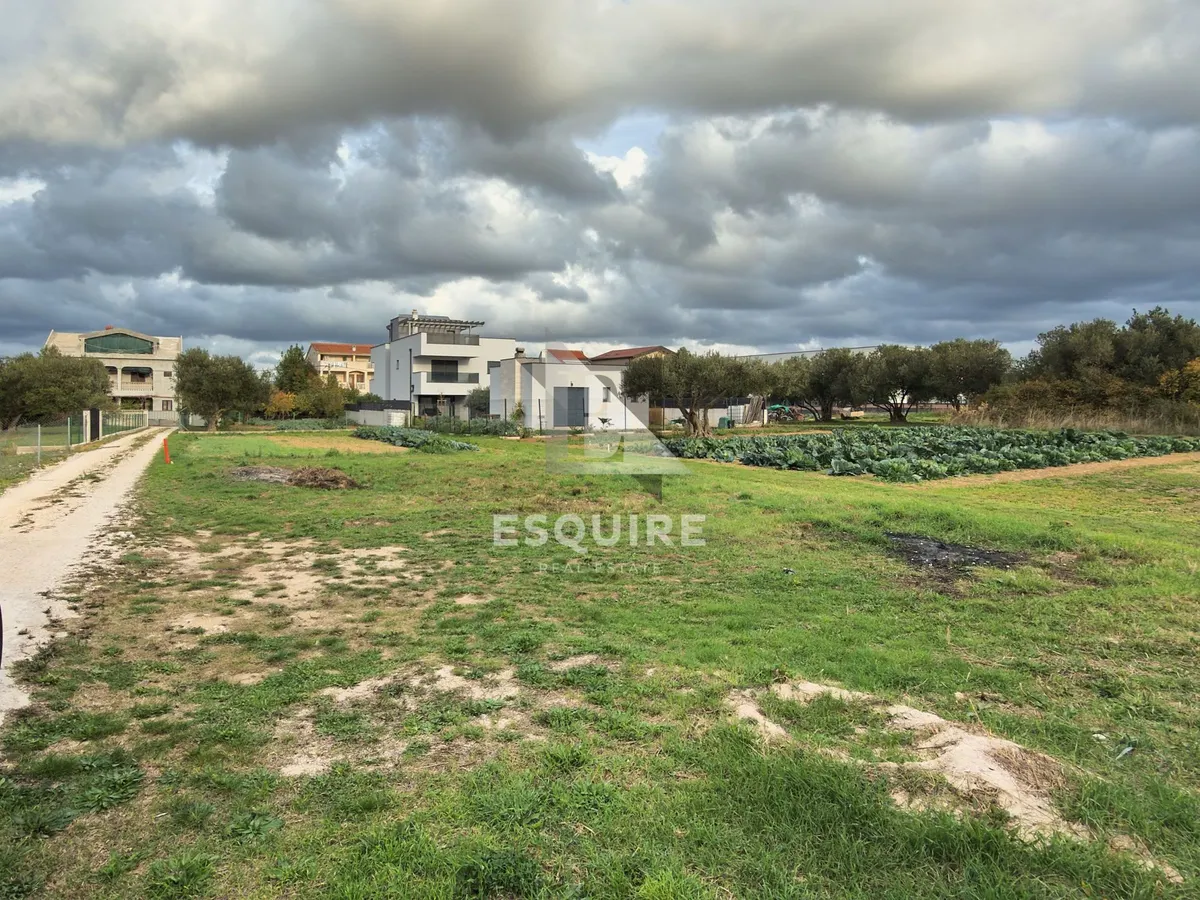 Zemljište - Zadar, 350m2