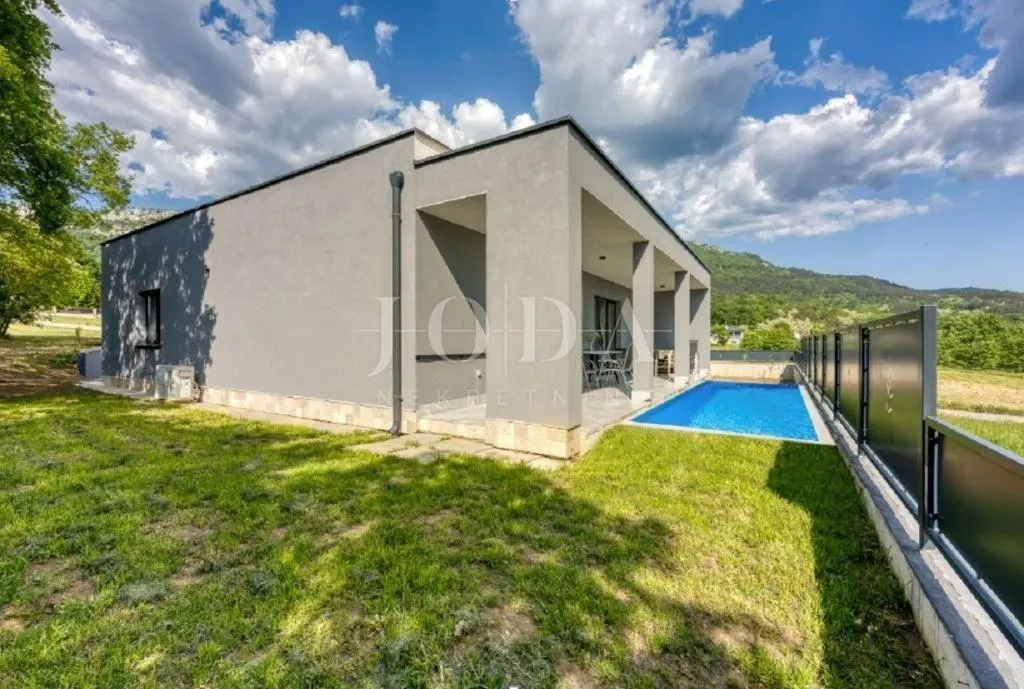 Kuća - Buzet, 150m2