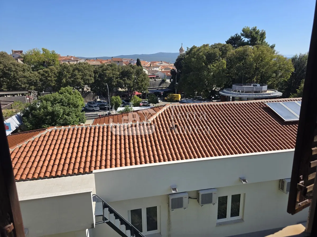 Commercial Space - Krk, 150m2