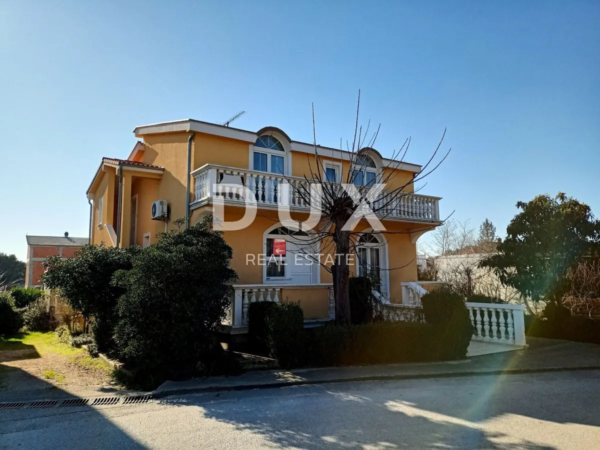 House - Pakoštane, 247.4m2