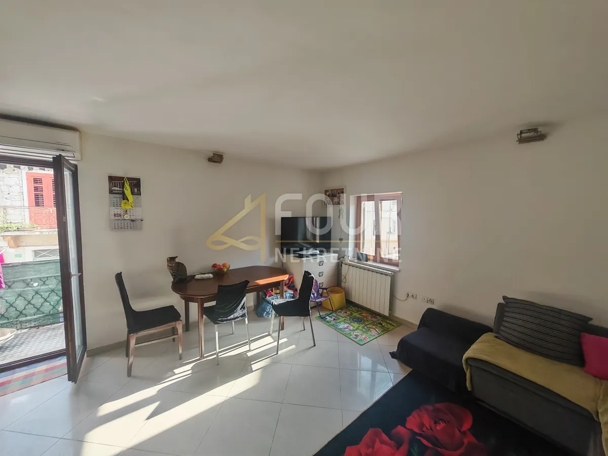 Stan - Pula, 85m2