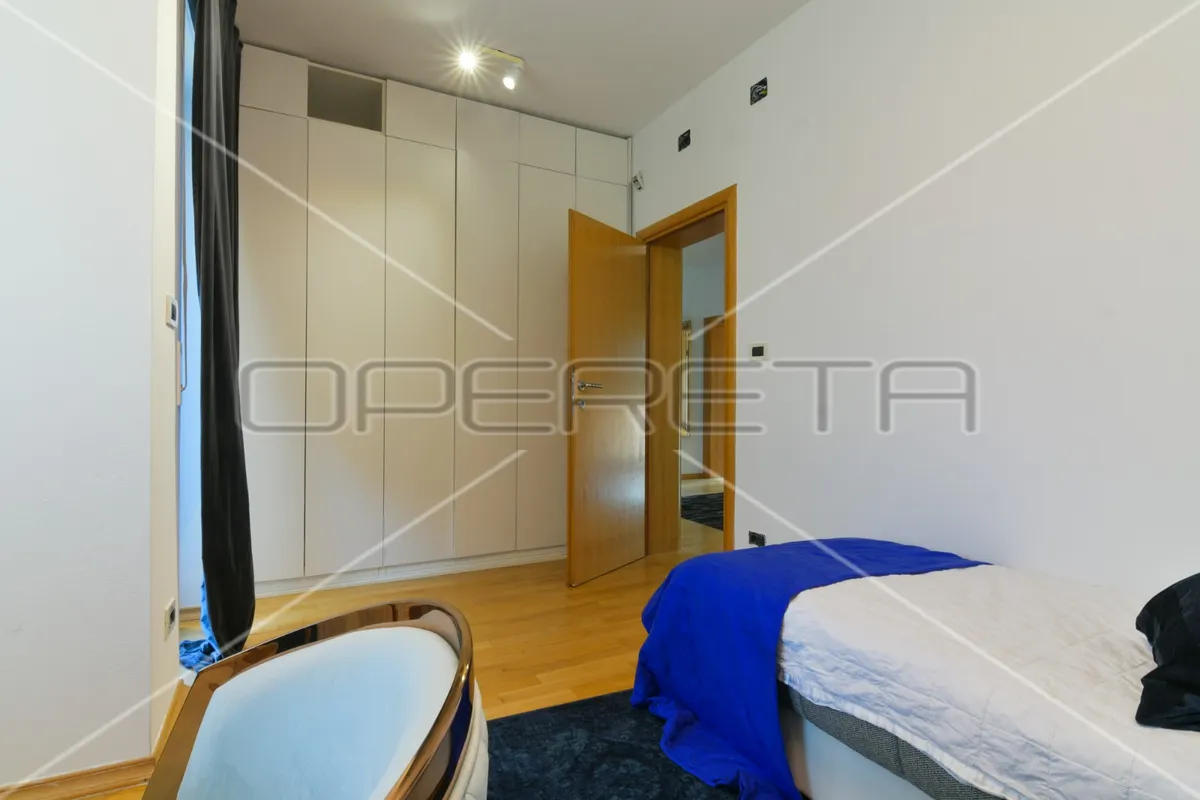 Kuća - Požarinje, Maksimir, Zagreb, 400m2