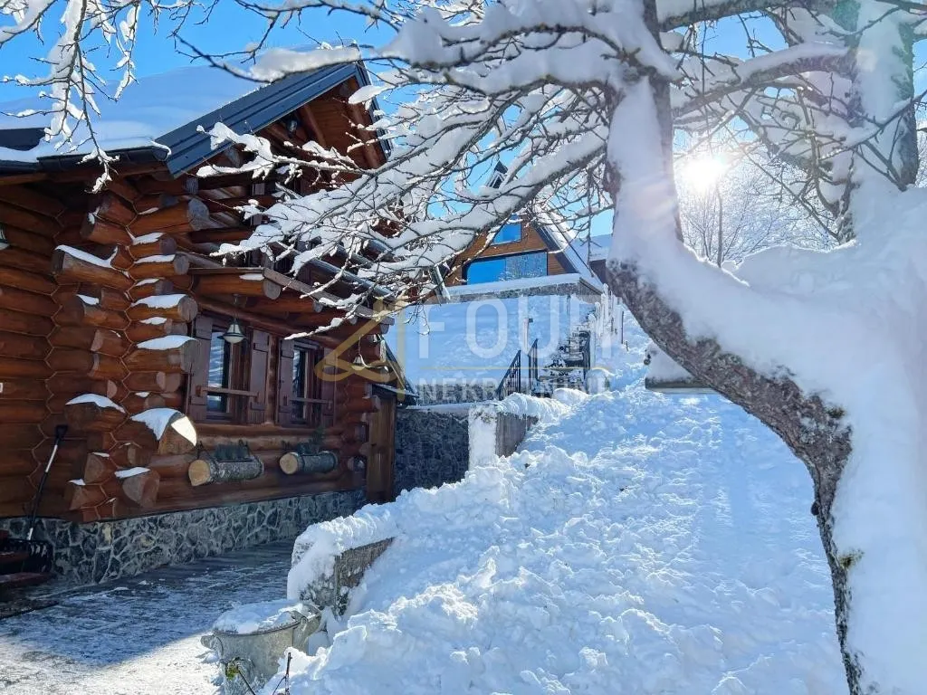 Kuća - Ravna Gora, 174m2