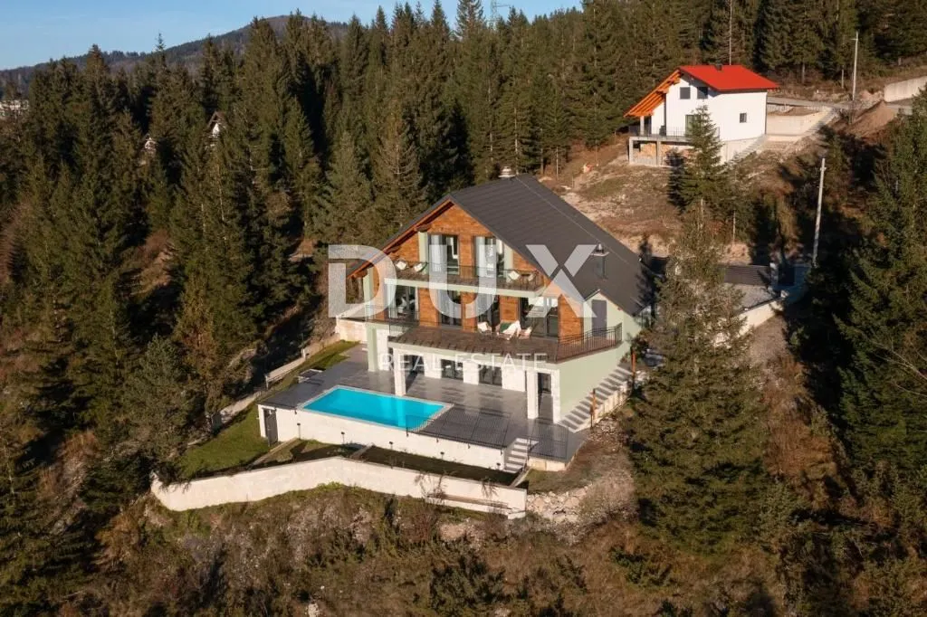 Kuća - Ravna Gora, 260m2