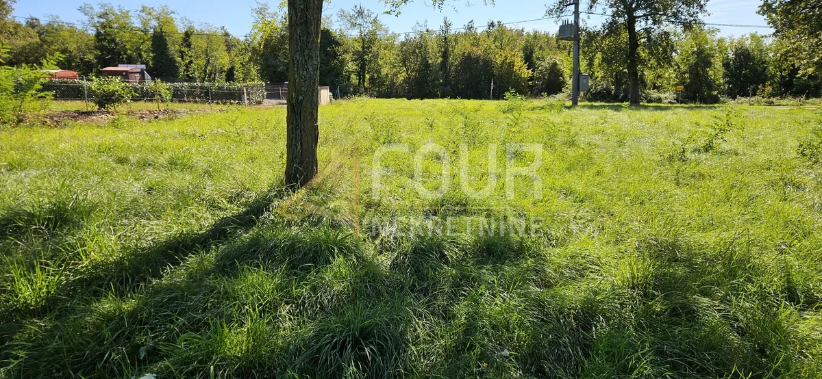 Zemljište - Višnjan, 1350m2