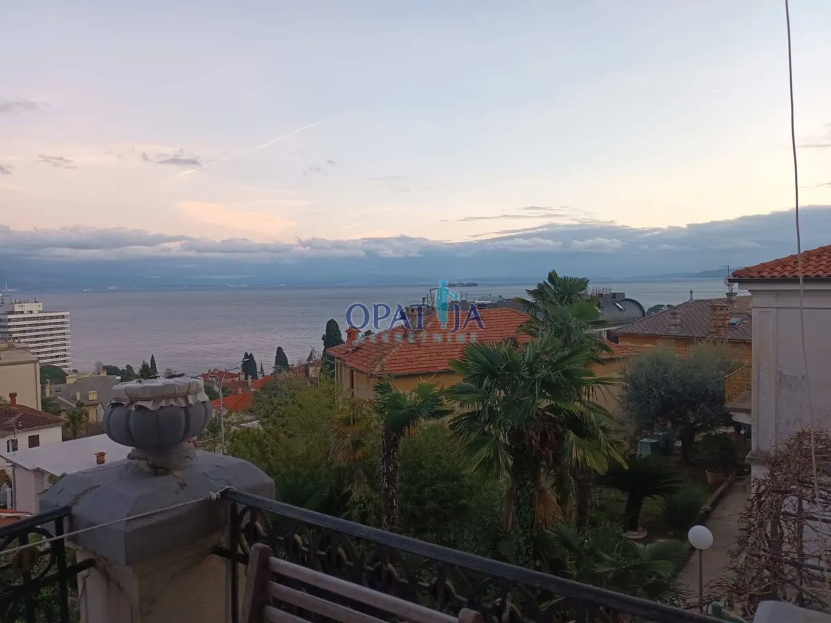 Stan - Opatija, 74m2