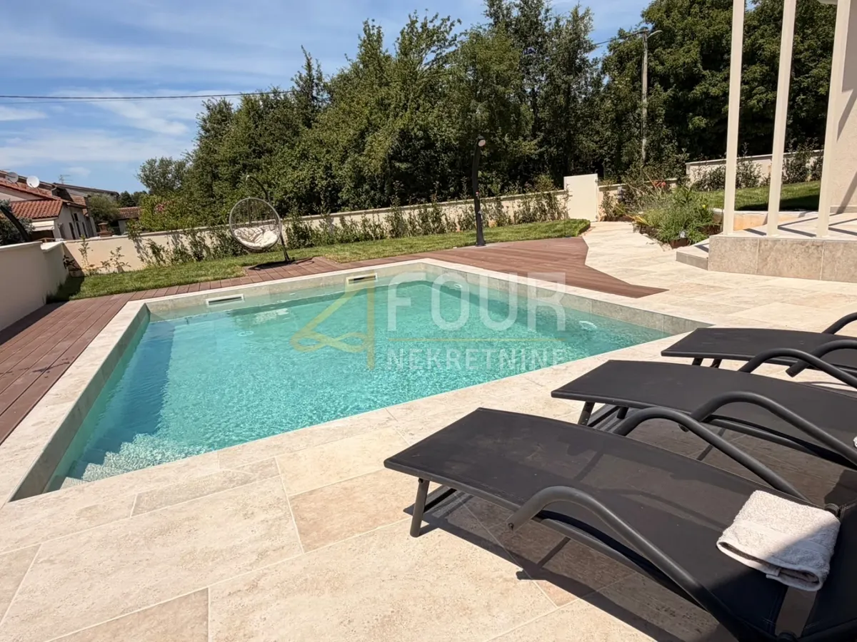 Kuća - Poreč, 180m2