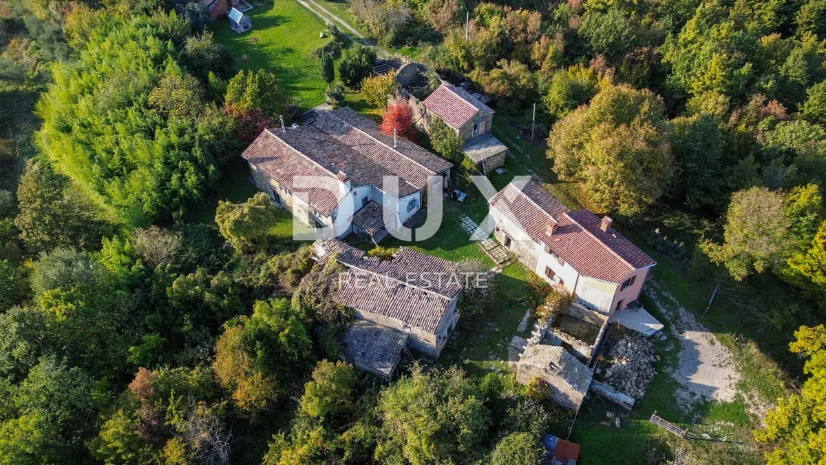 Kuća - Lupoglav, 646m2