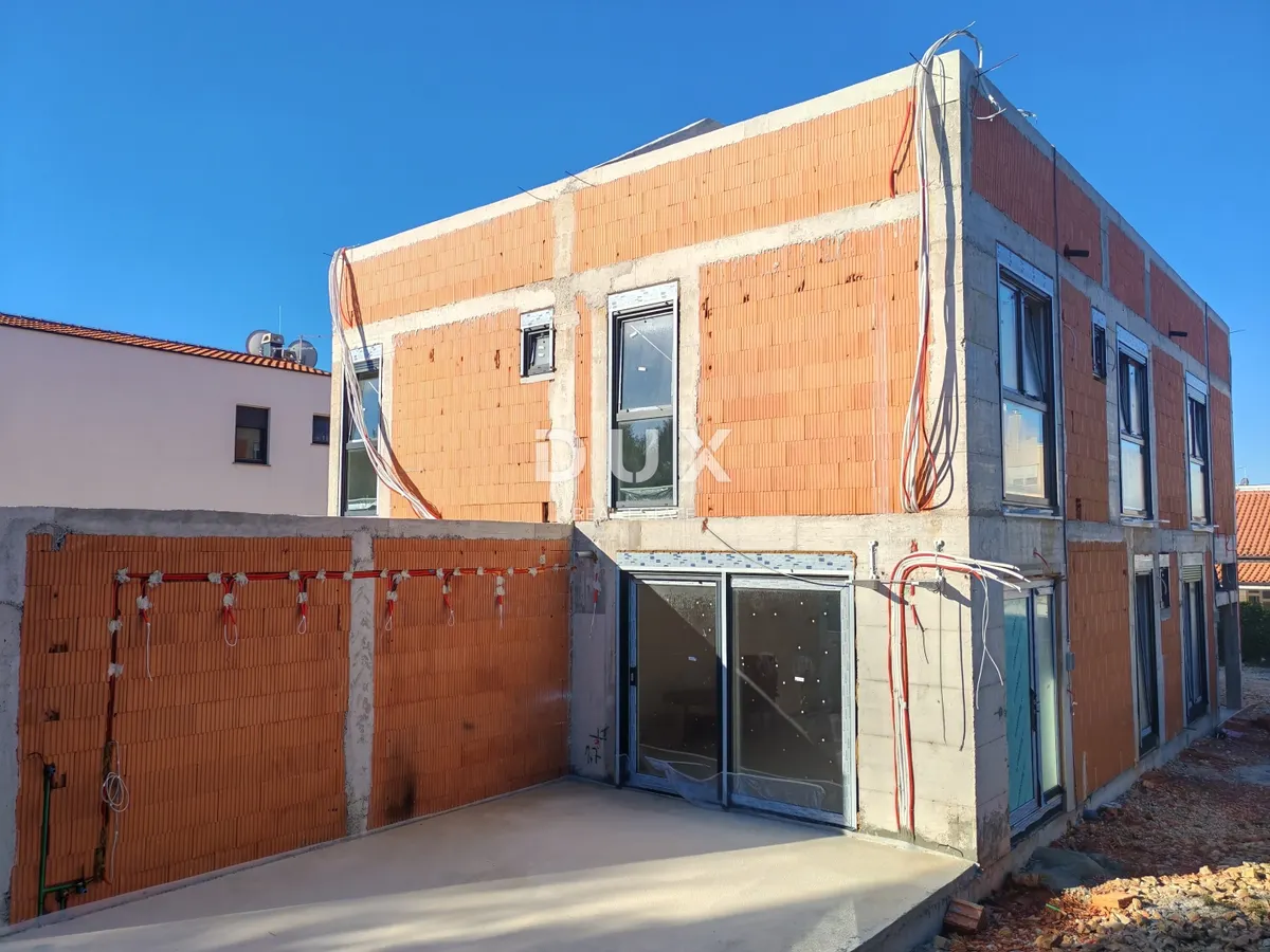 Apartment - Vrsi, 68.35m2