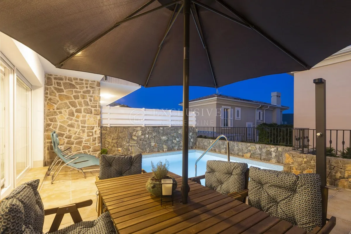 House - Krk, 121m2
