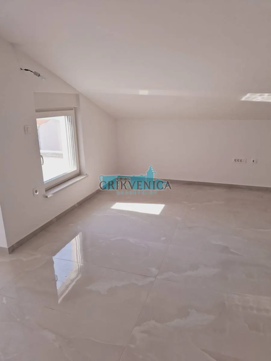 Stan - Crikvenica, 100m2