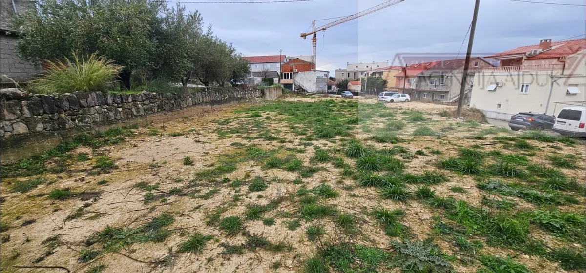 Zemljište - Solin, 900m2