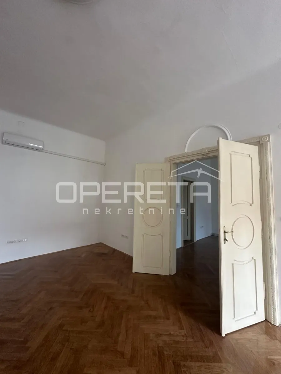 Ured - Trg kralja Tomislava, Varaždin, Varaždin, 110m2