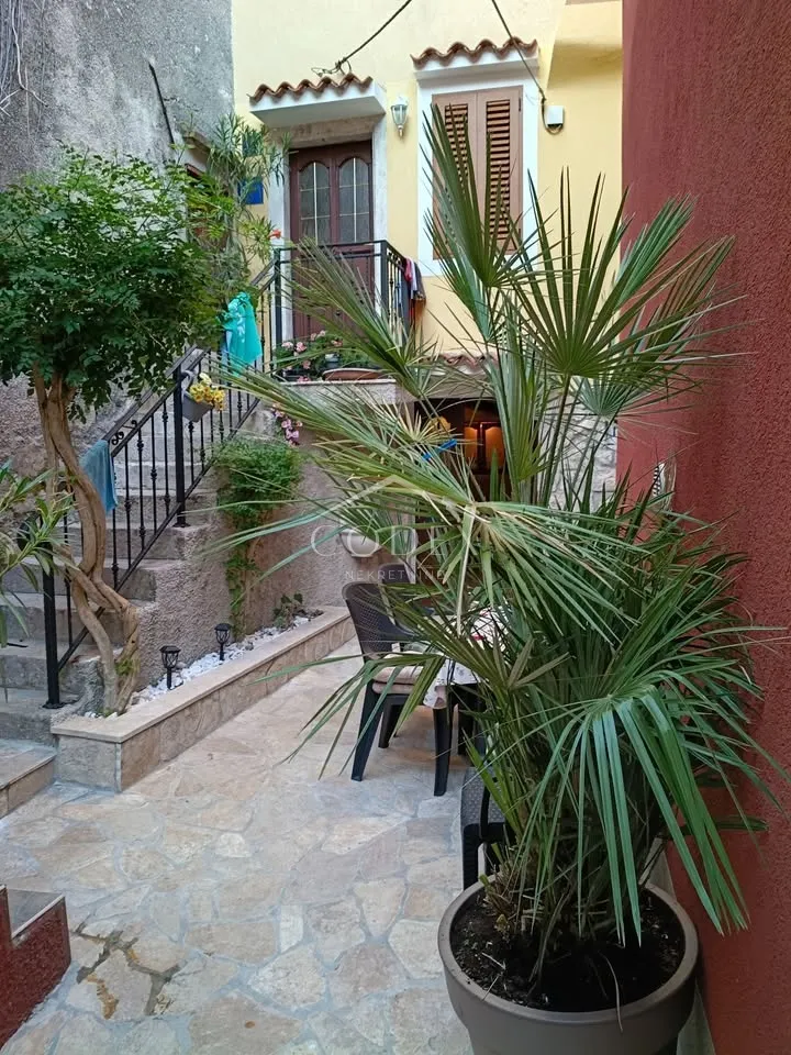 House - Cres, 86m2