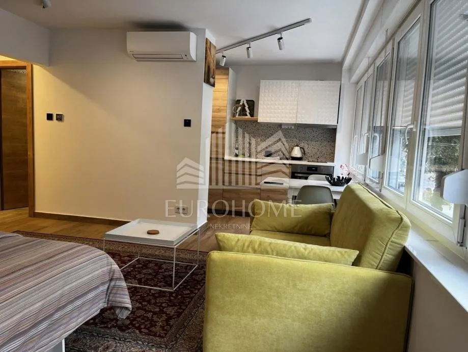 Apartment - Donji Grad, 29m2