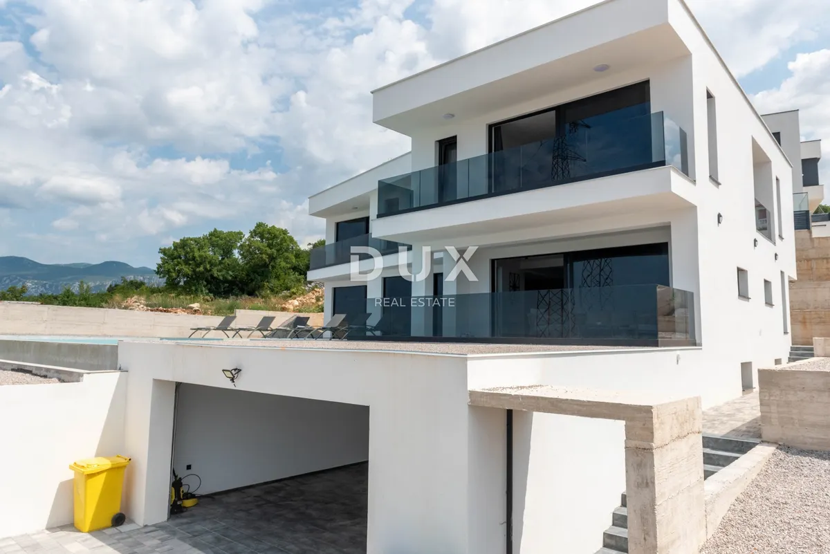 House - Crikvenica, 340m2