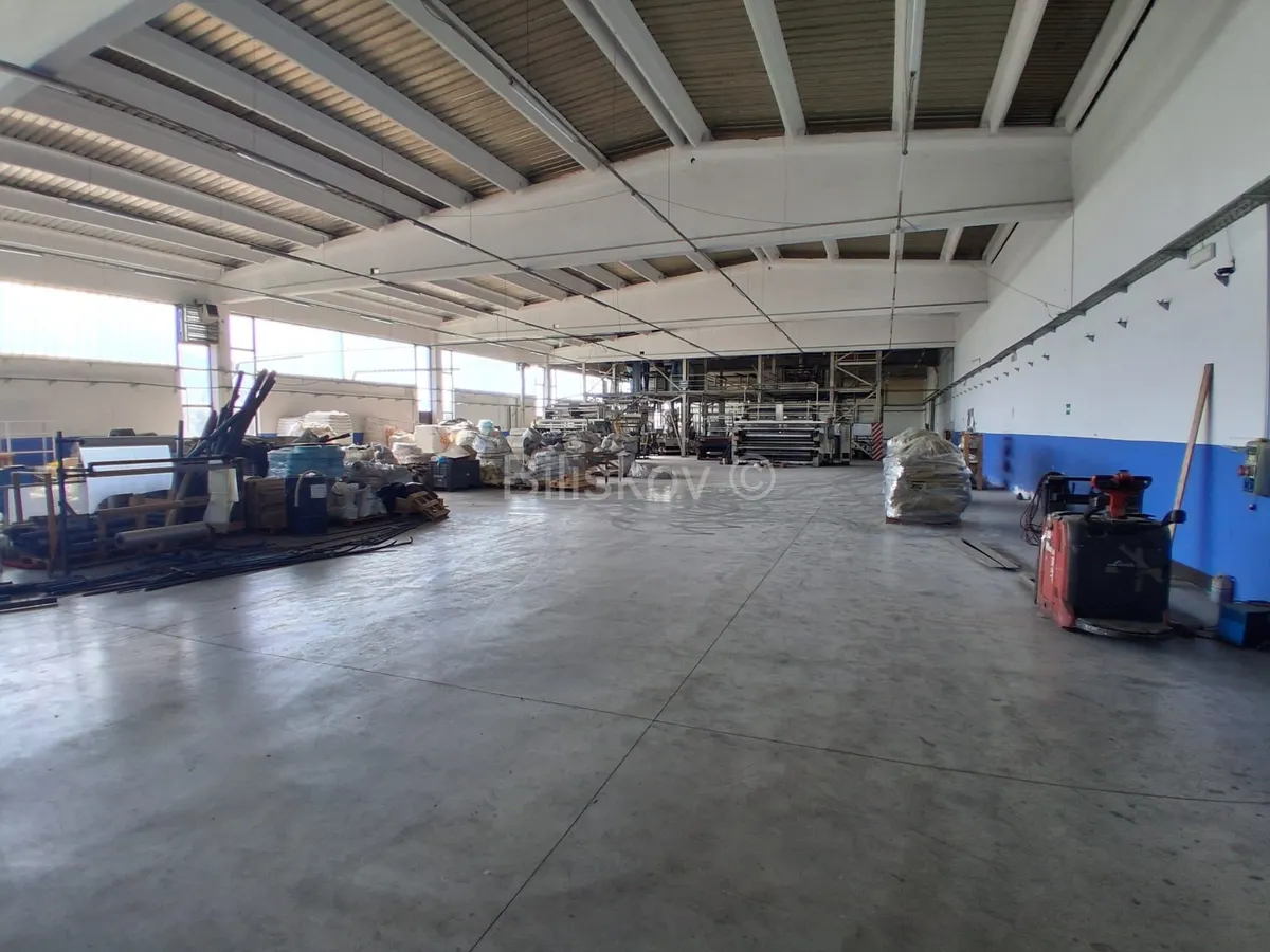Poslovni Prostor - Josipdol, 3000m2