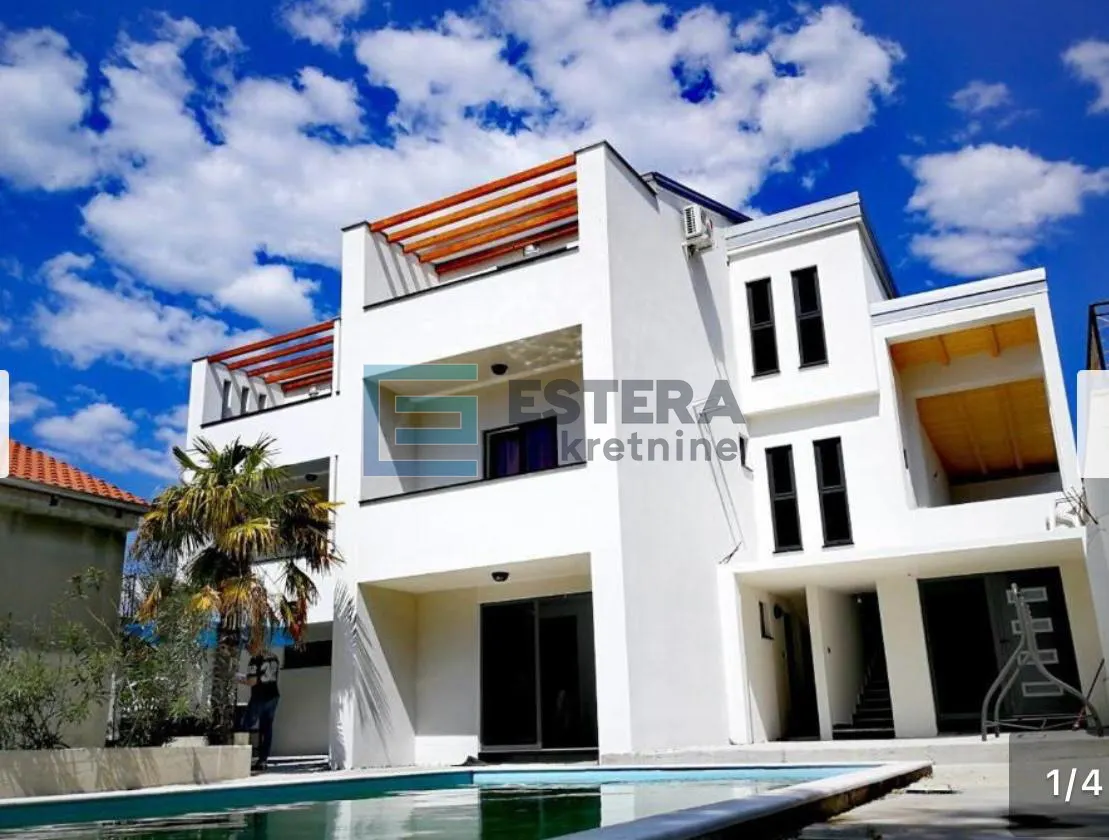 Kuća - Biograd na Moru, 244m2