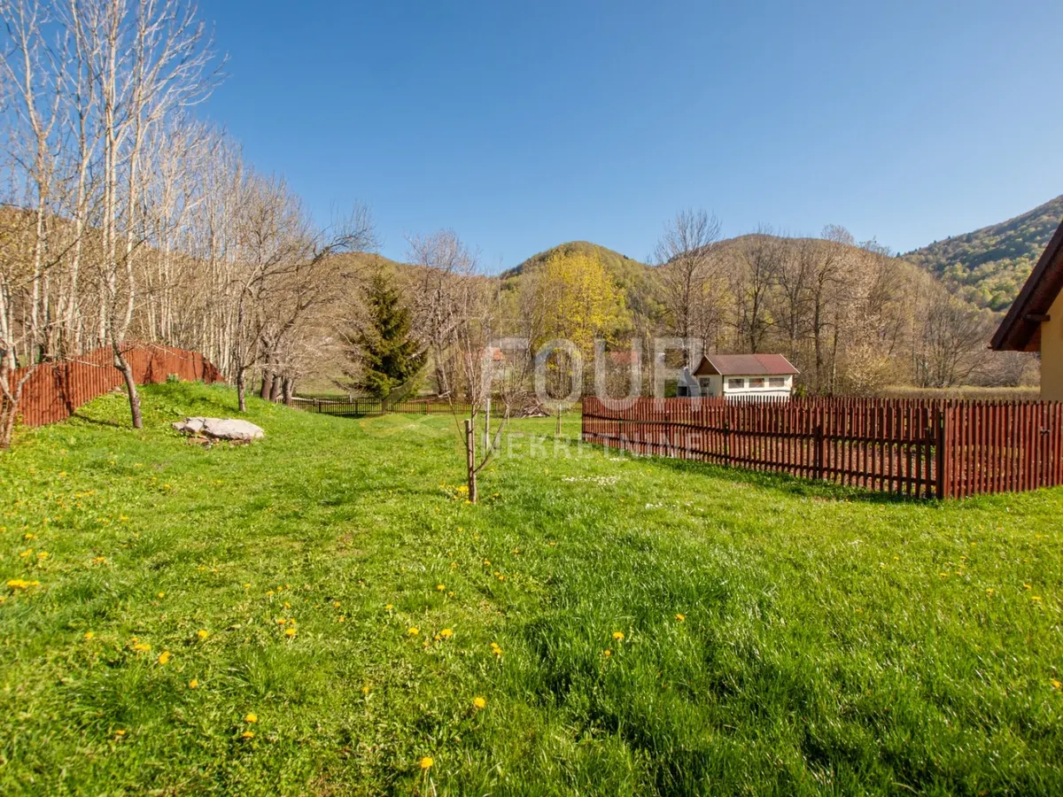 Kuća - Mrkopalj, 200m2