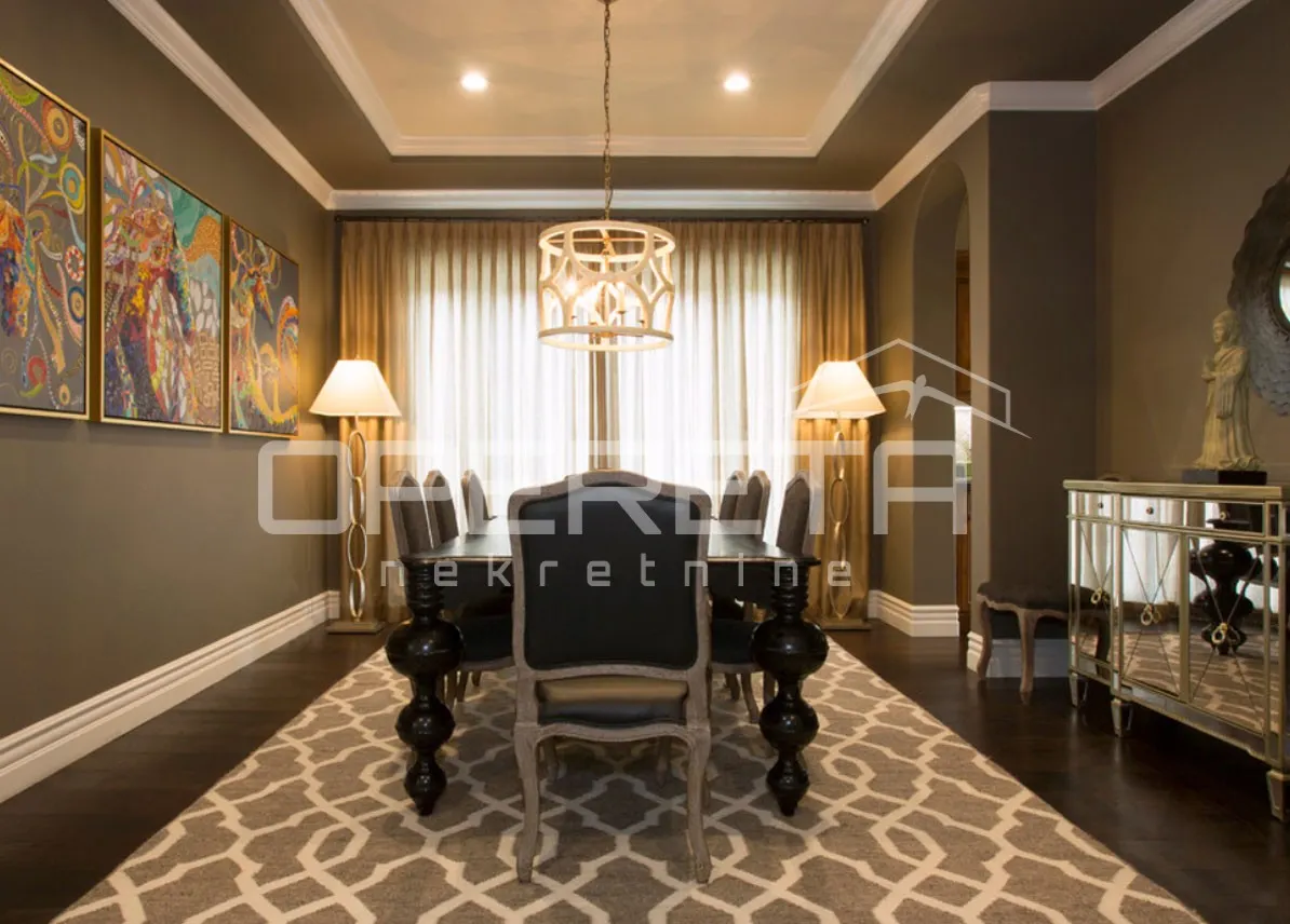 Apartment - Centar, Opatija, Opatija, 208m2
