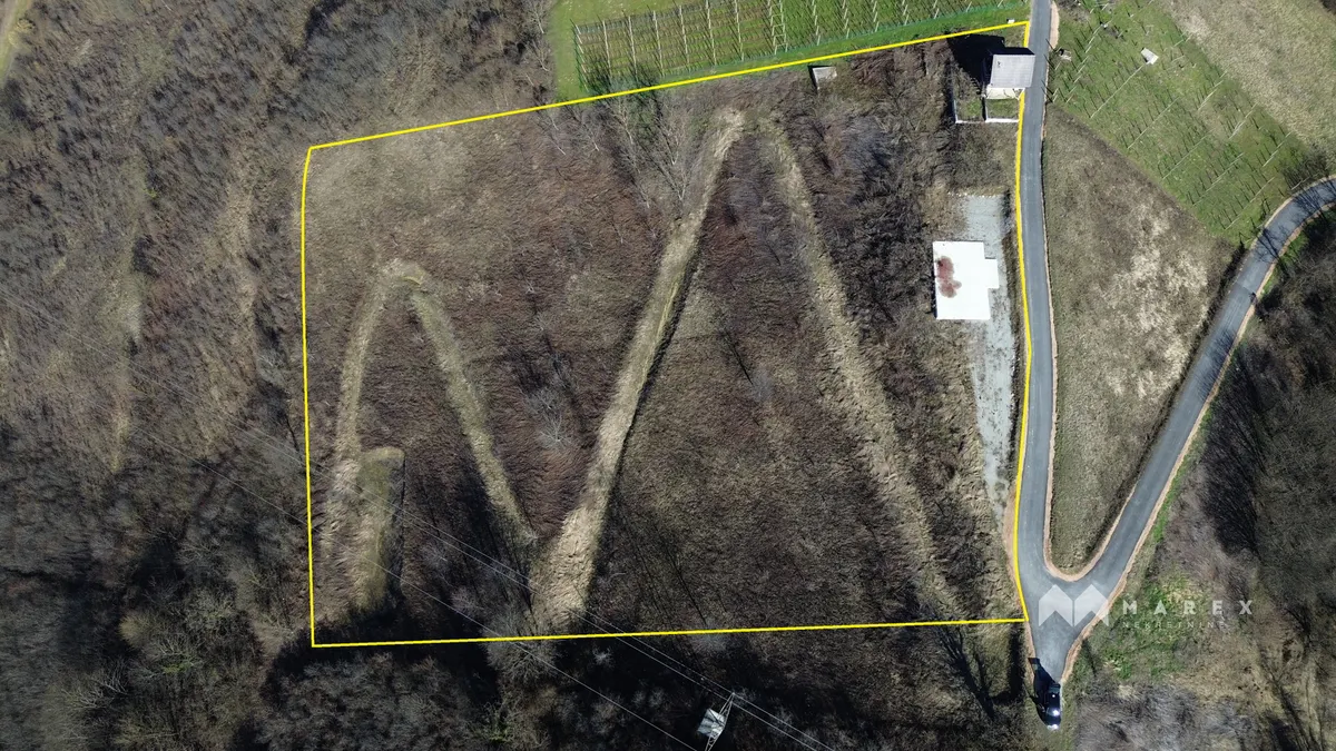 Land - Veliko Trgovišće, 8518m2
