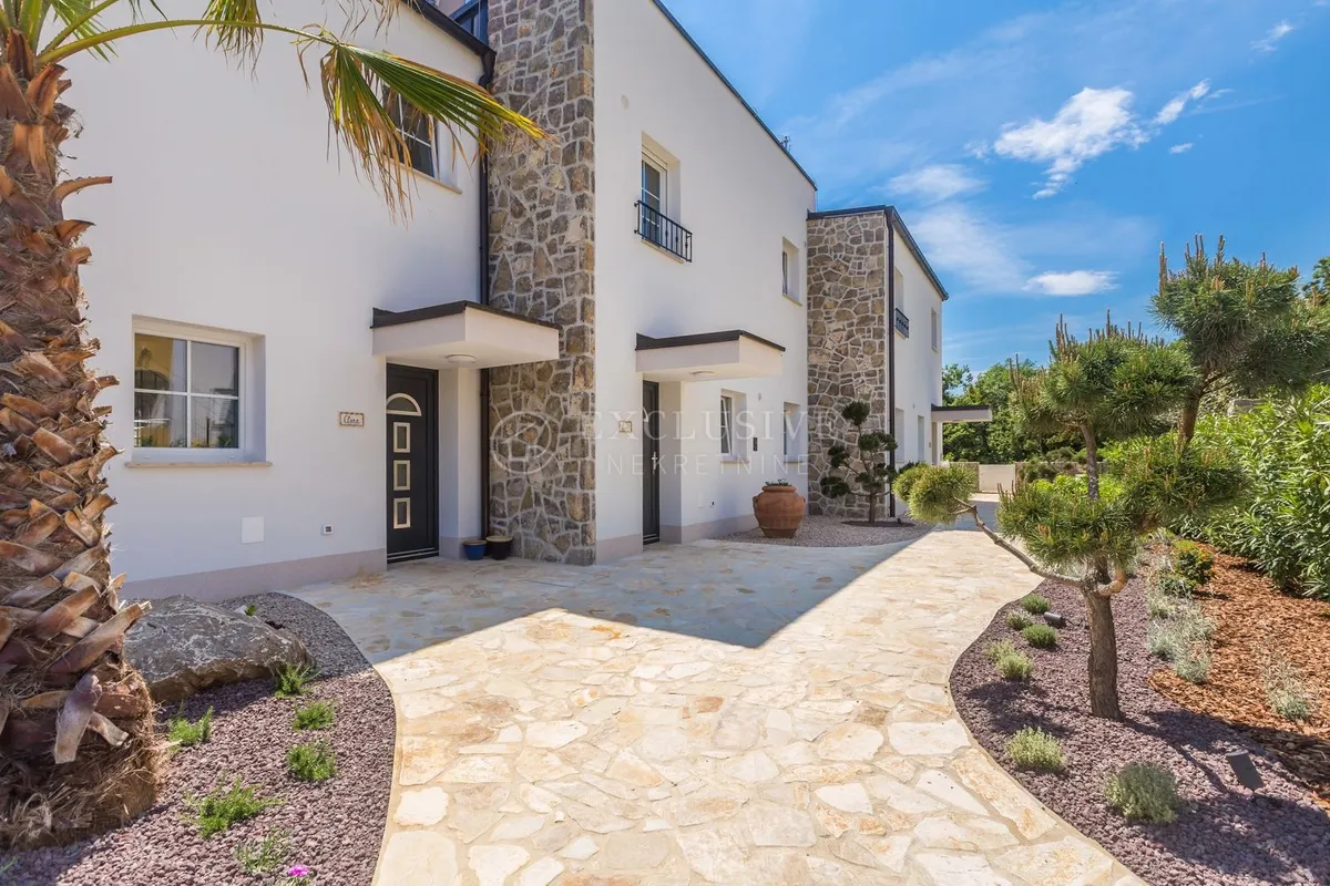 House - Krk, 121m2