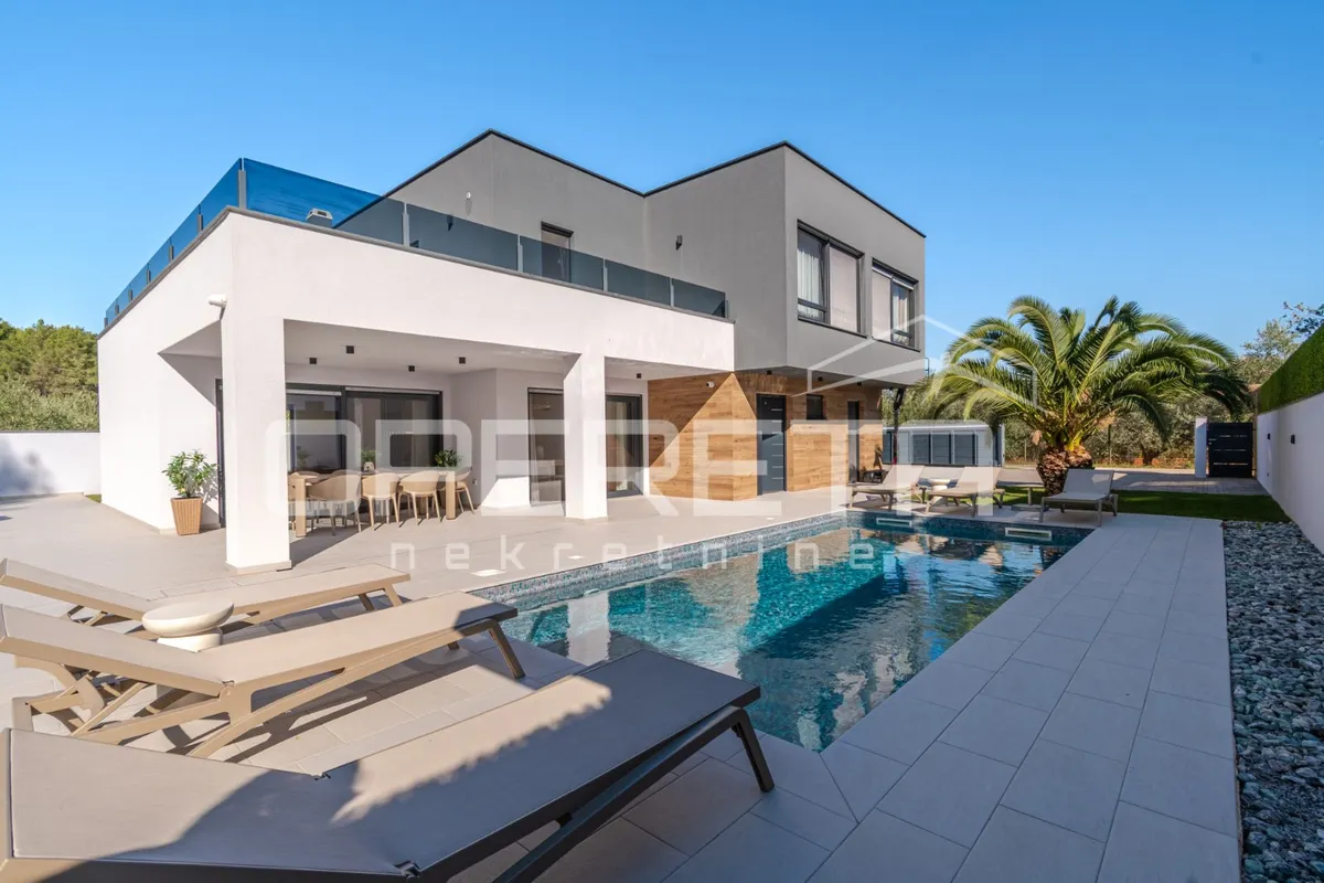 House - Pula, Pula, Pula, 274m2