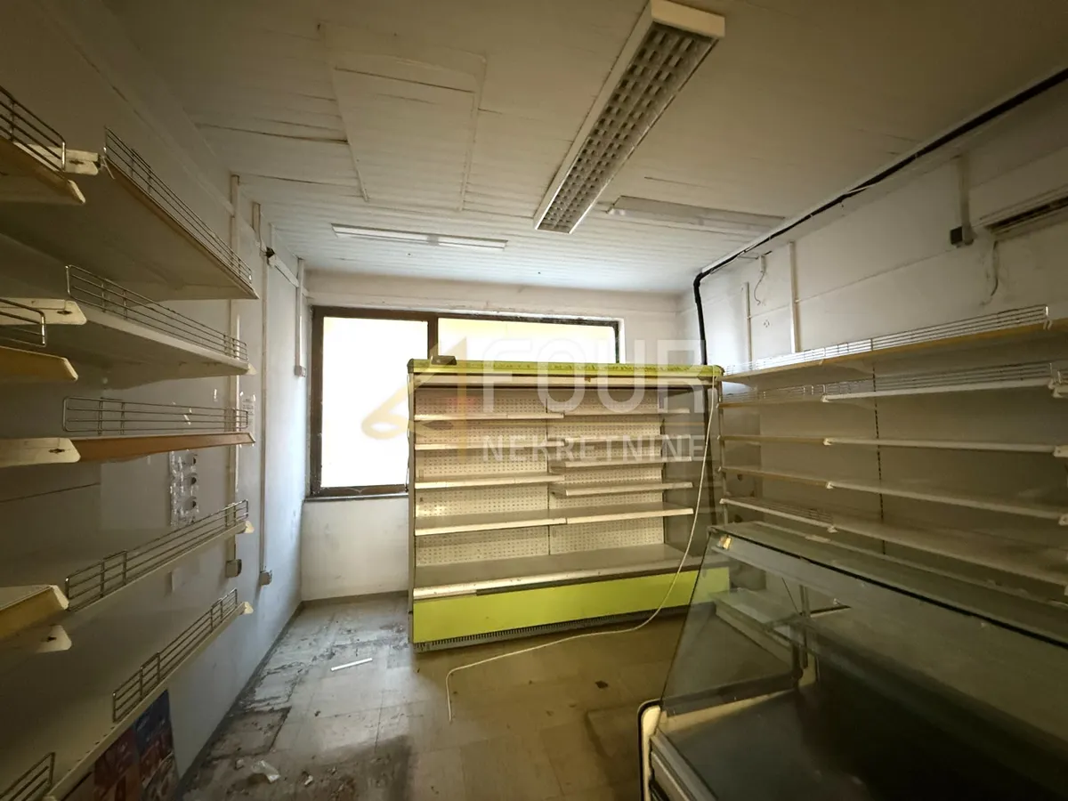 Poslovni Prostor - Rijeka, 64m2