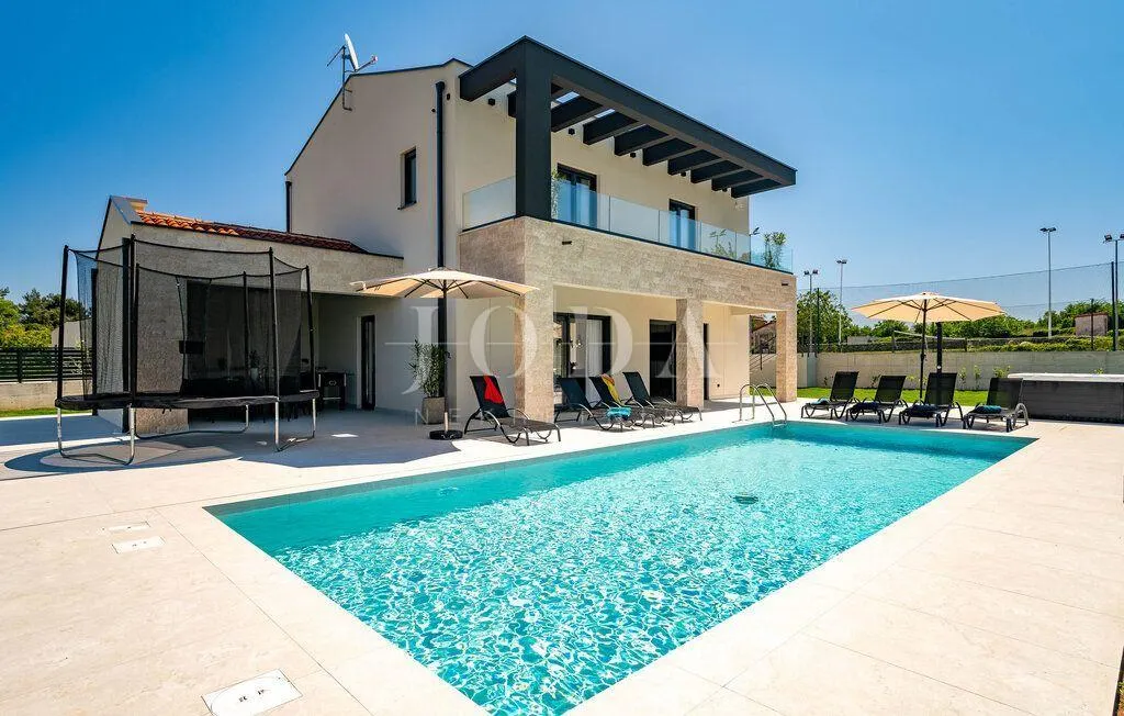 House - Labin, 193.4m2