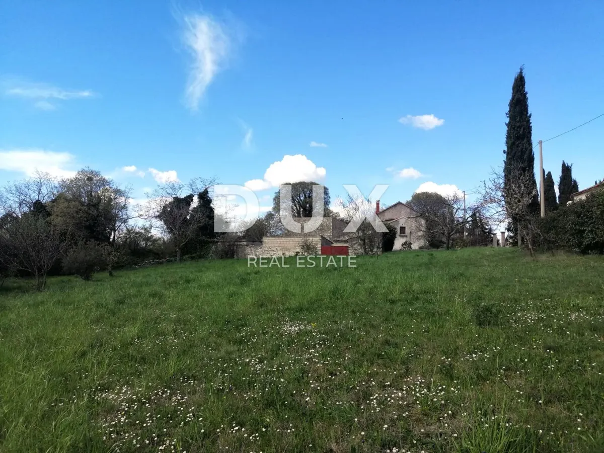 Kuća - Žminj, 450m2