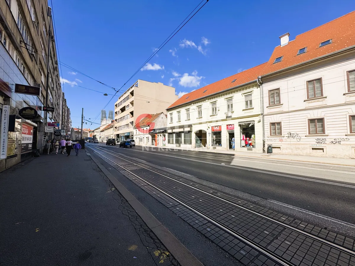 Commercial Space - Donji Grad, 67m2